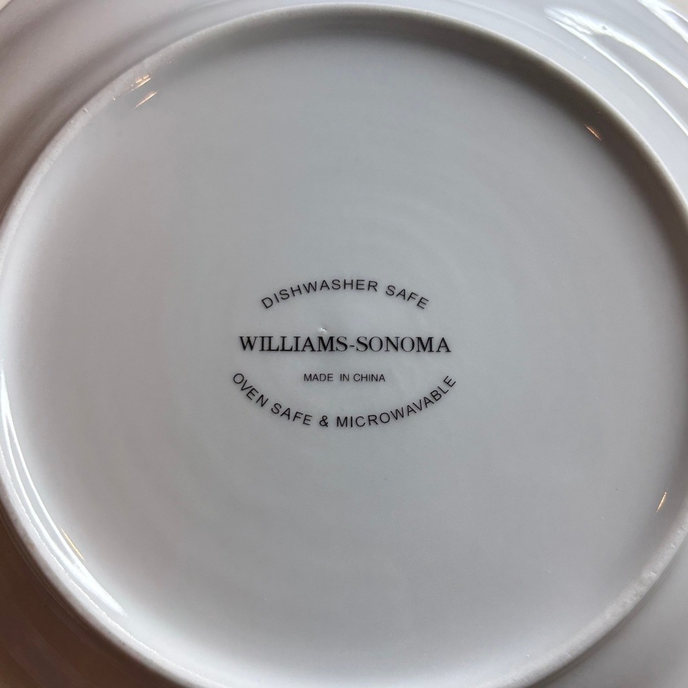 Williams Sonoma 9" Turkey Salad Plates Set of 4 White Brown Acorn Trim Porcelain - Picture 8 of 9